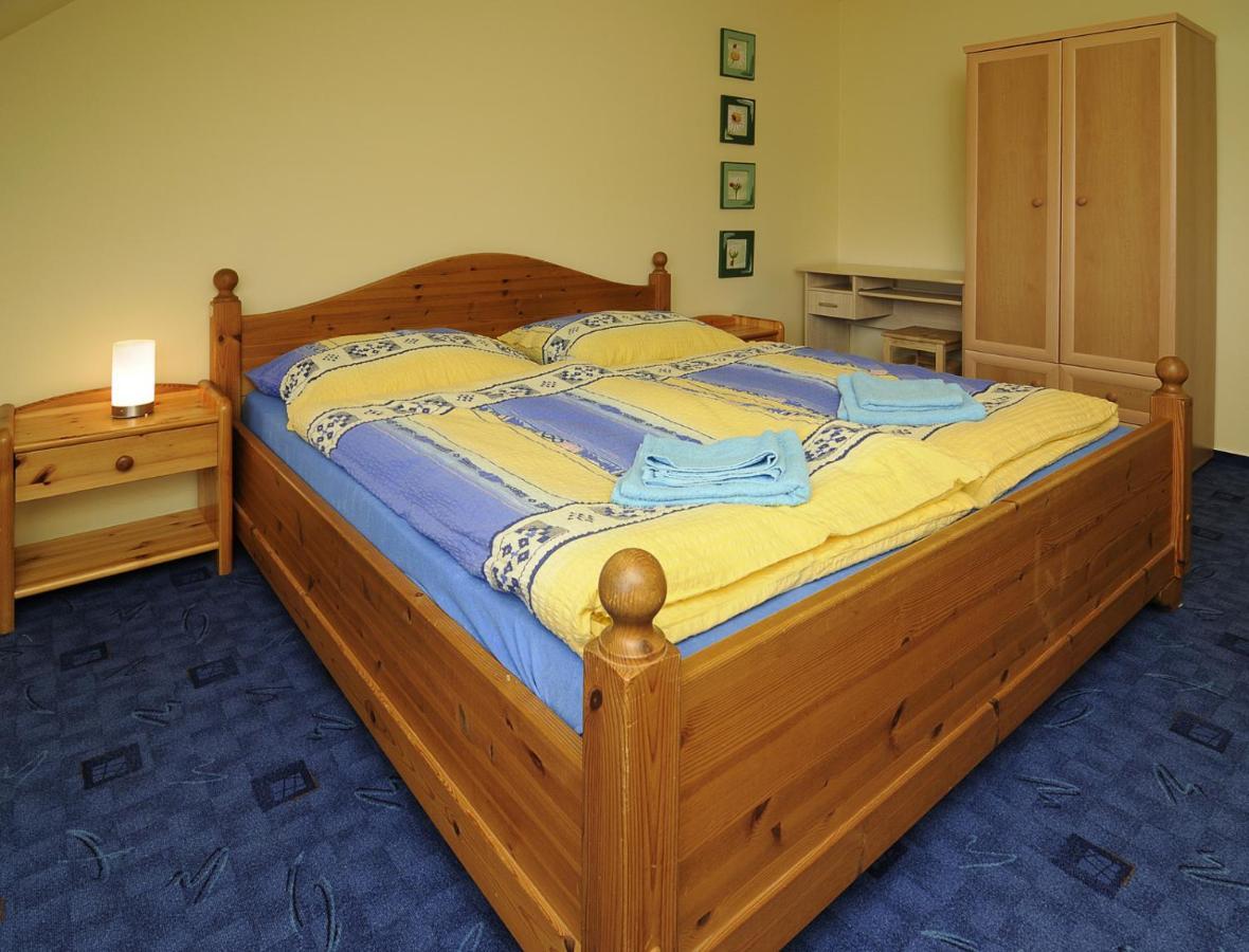Petr-A Villa Frymburk Room photo